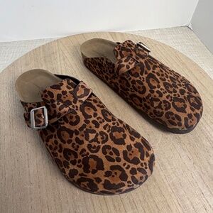 Universal Thread Womens Leopard Print Clog Mules Size 8.5 New without tags/box